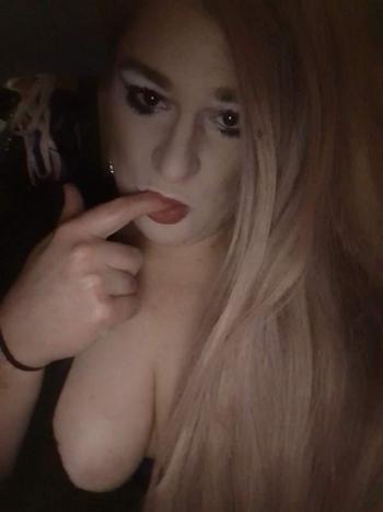 1417309533, female escort, Joplin